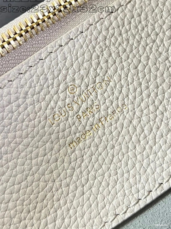 VUITTON TOTE BELLA LOUIS 0519